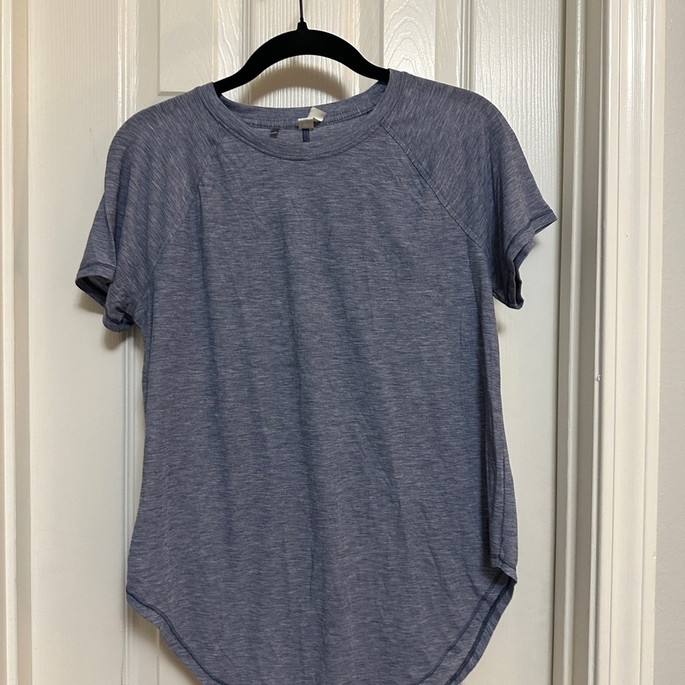 Under Armour Heathered Blue Short Sleeve Tee